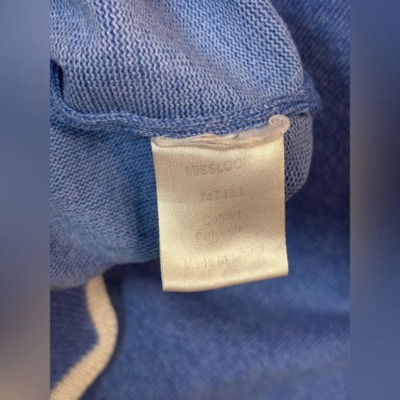 2/$15 - Misslook Scalloped V-Neck Sweater – Blue Medium - Picture 5 of 7